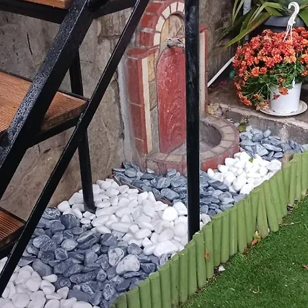 Garden's House